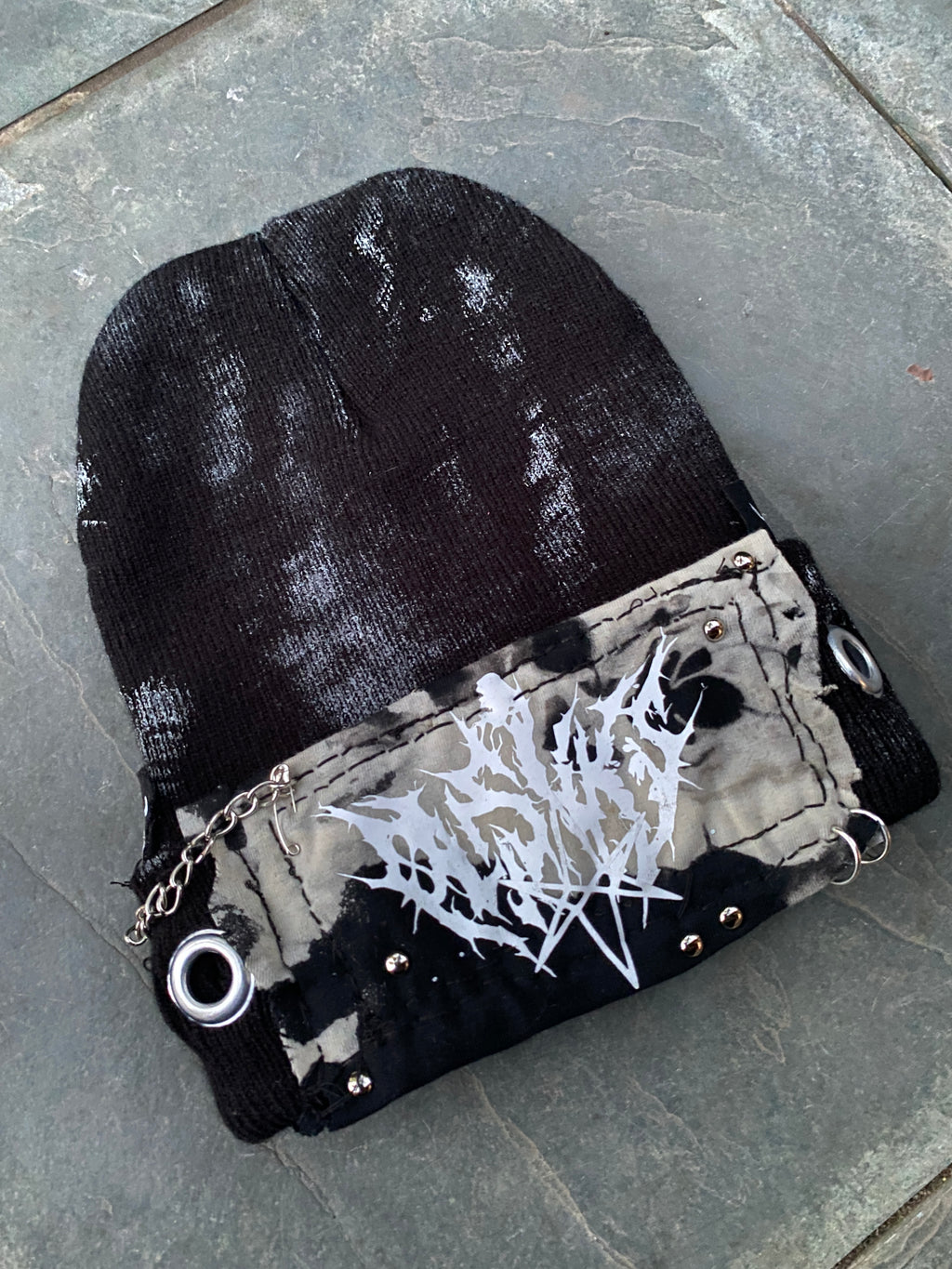 8/8 Beanie