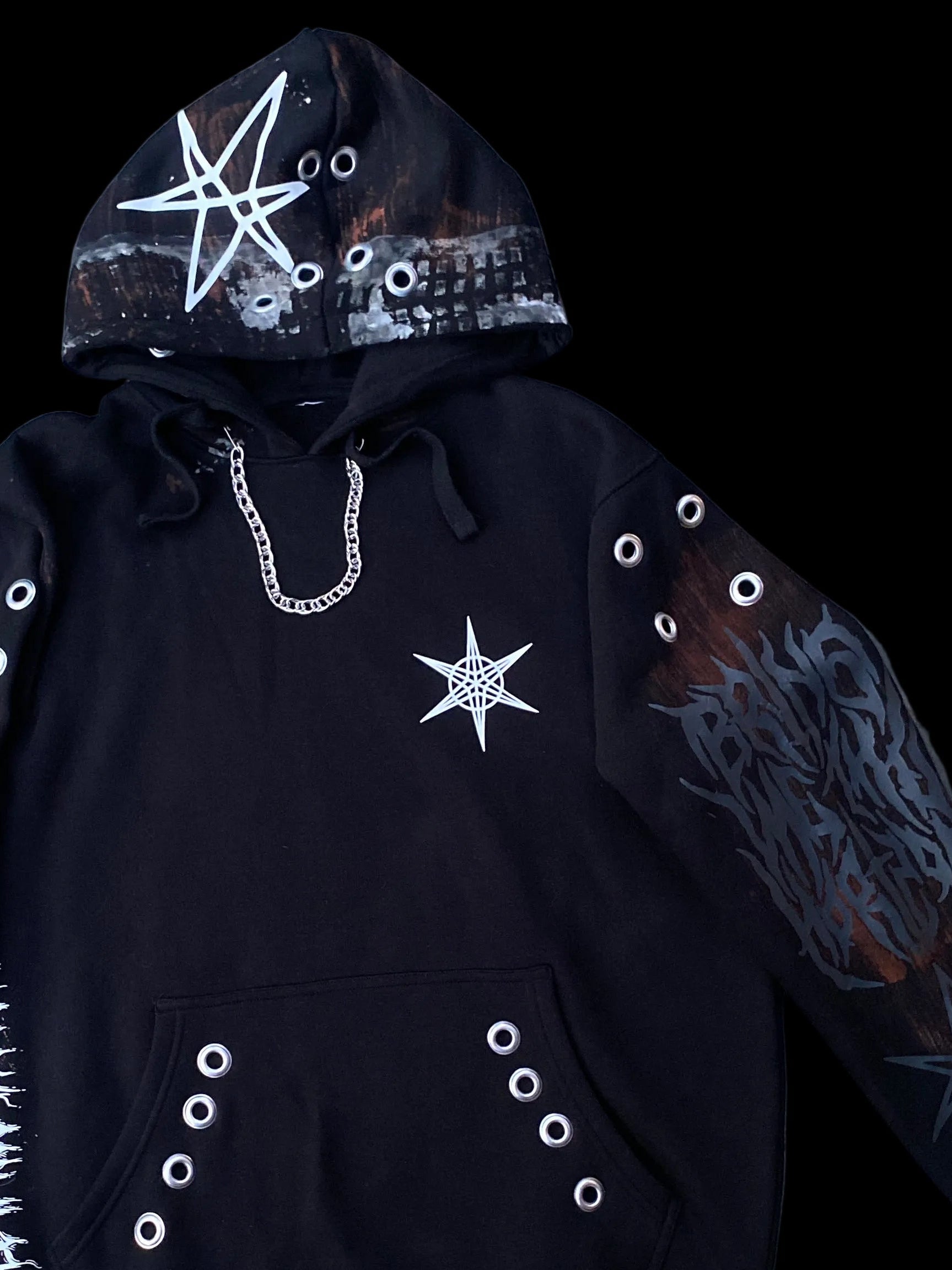4/8 Hoodie L