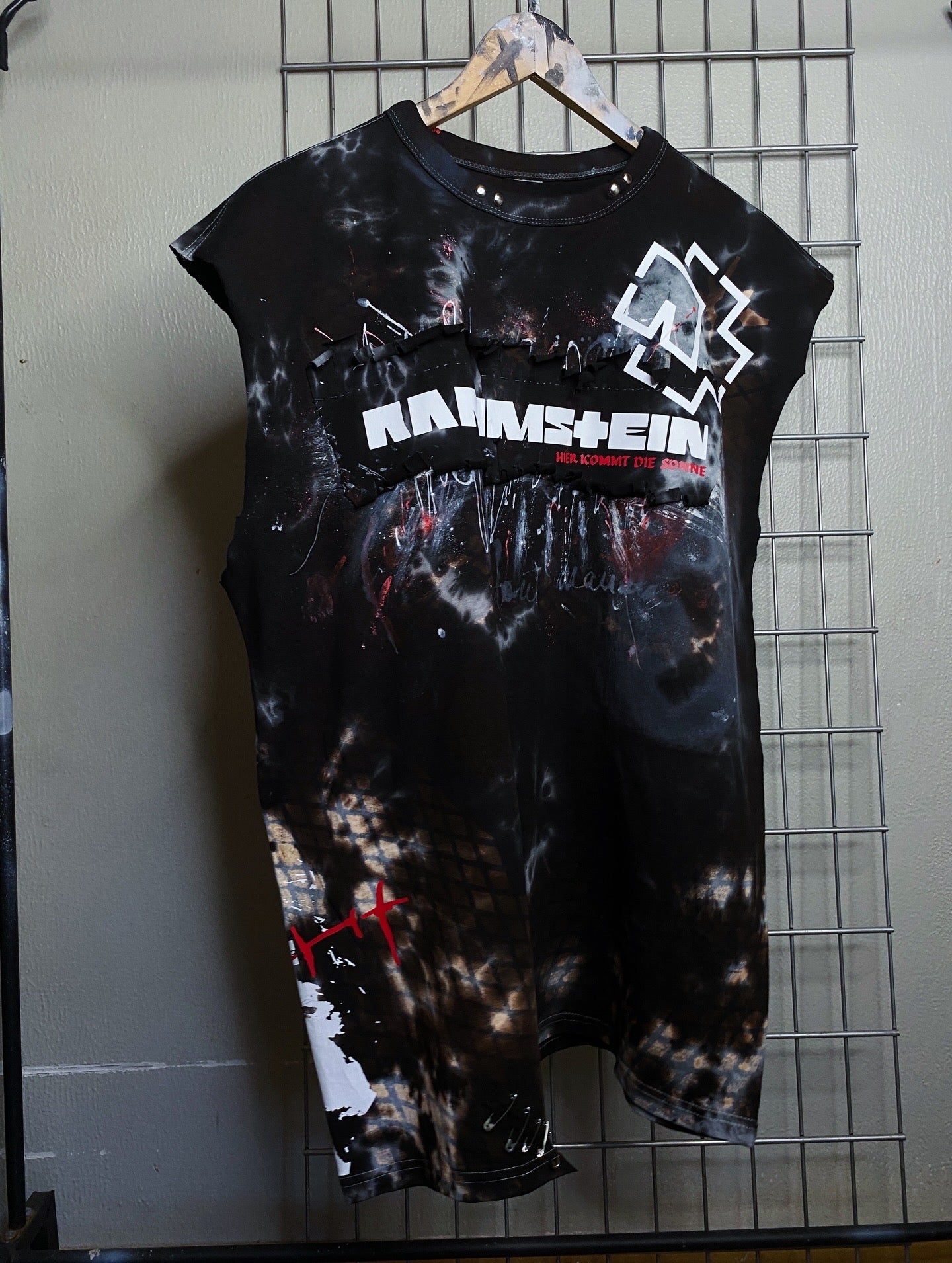 RAMMSTEIN SLEEVELESS