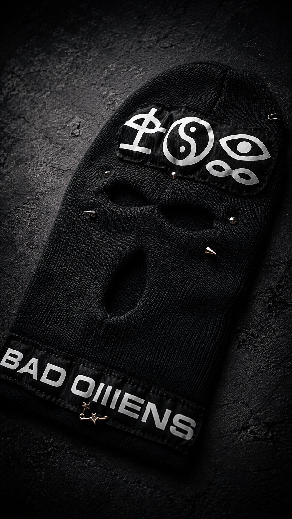 BAD OMENS MASK